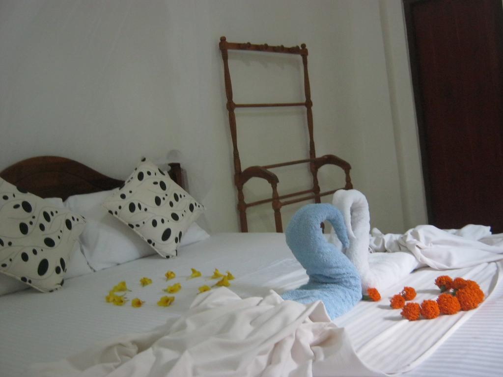 Arcade Beach Hotel Bentota Habitación foto